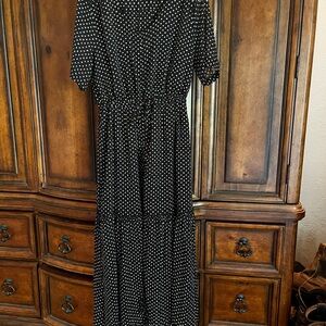 Who What Wear Black and White V-Neck Sundress